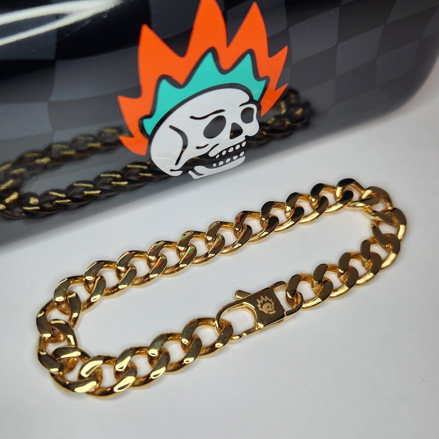 Cuban Link / 9mm Stainless Steel (Gold)