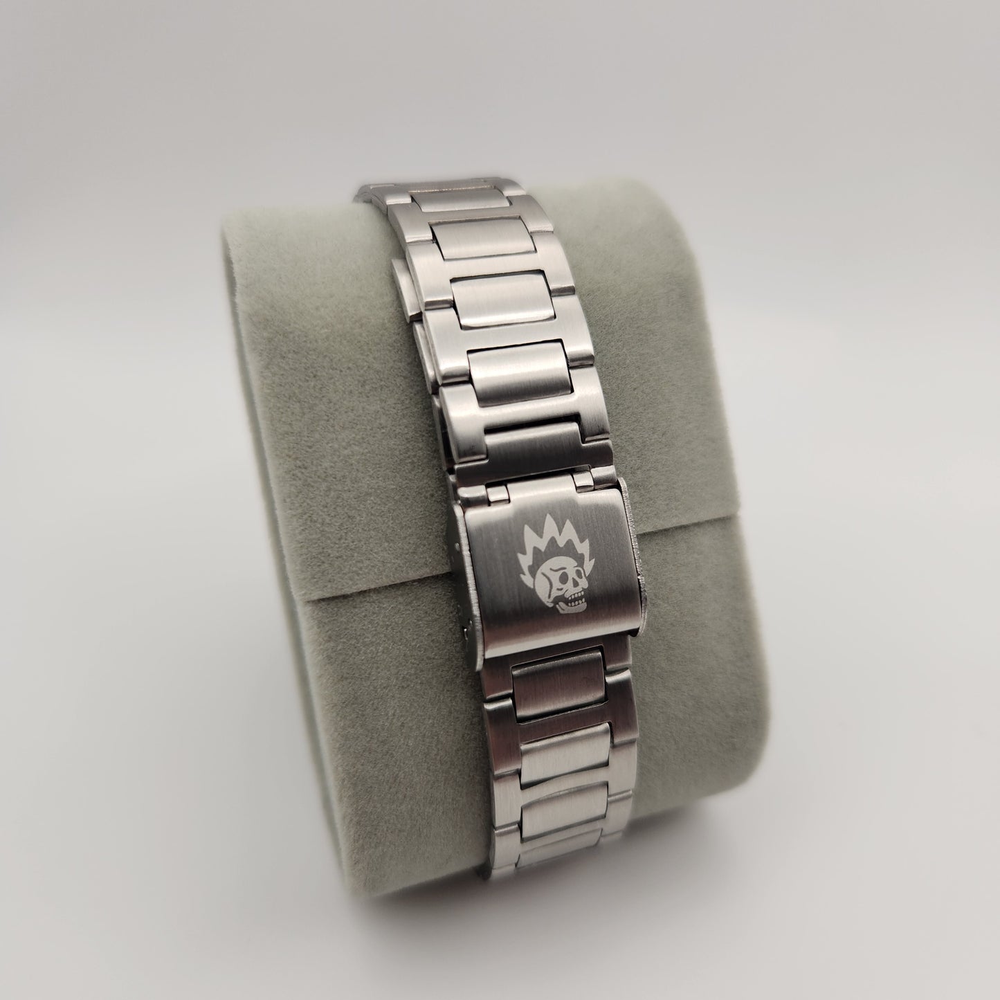 .Raskll. 769 / 35mm Stainless Steel Watch (Silver)